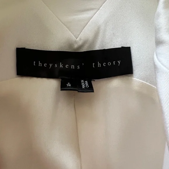Theory White Vest Waistcoat - Picture 7 of 11